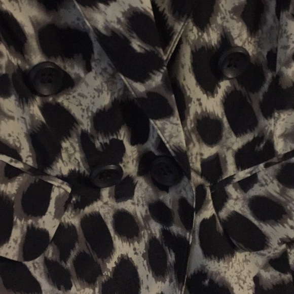 Leopard Print Blazer - Picture 2 of 2